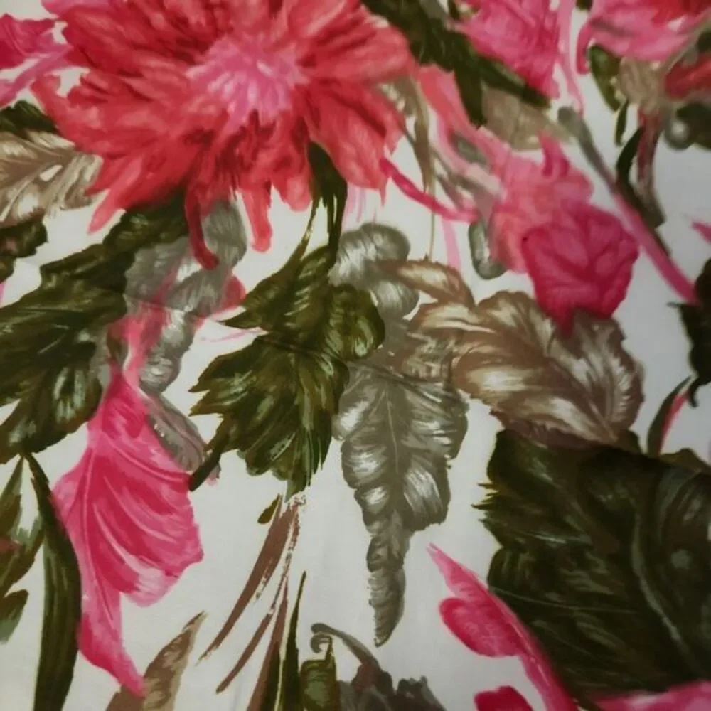 Napkins Set of‎ 4 100% Cotton Mde in USA Red Pink Green Cream 16 x 16 Beautiful